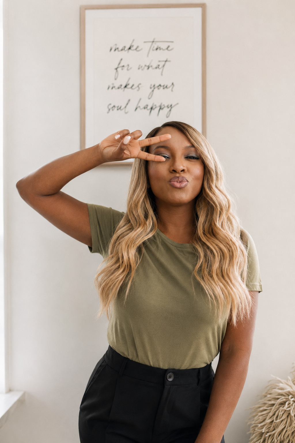 Nefe Playful confidence in neutral tones